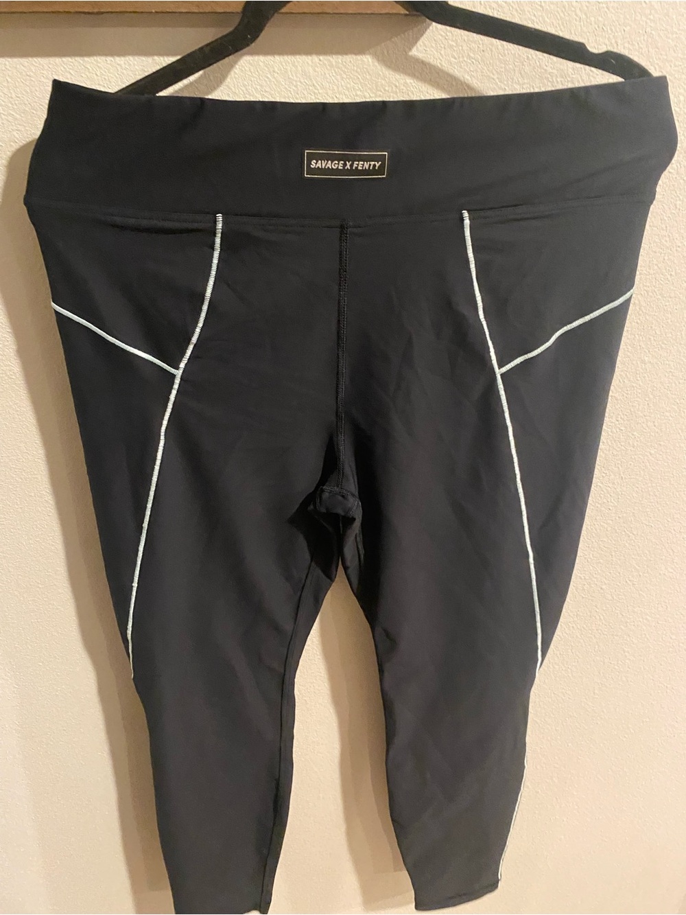 Savage X Fenty Black Leggings with White Contrast Stitching Size 4